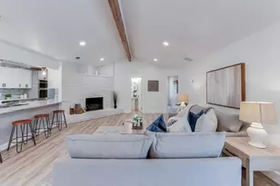 9962 Larchbrook Dr, Dallas, TX 75238 - Photo 10