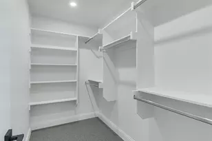 6704 E NW Hwy, Dallas, TX 75231 - Photo 20