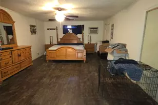 505 N Baylor Ave, Breckenridge, TX 76424 - Photo 8