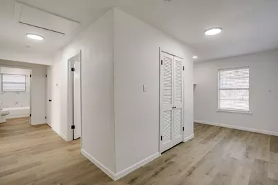 1501 E Henderson Street, Cleburne, TX 76031 - Photo 22