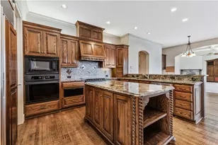 2609 Queen Elizabeth Blvd, Lewisville, TX 75056 - Photo 8