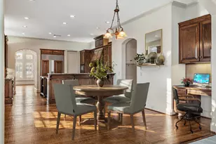 2609 Queen Elizabeth Blvd, Lewisville, TX 75056 - Photo 10