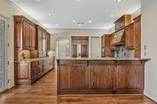 2609 Queen Elizabeth Blvd, Lewisville, TX 75056 - Photo 6