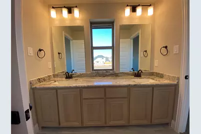 465 Aldred Street, Greenville, TX 75401 - Photo 30