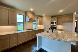465 Aldred St, Greenville, TX 75401 - Photo 8
