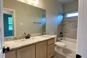 465 Aldred St, Greenville, TX 75401 - Photo 4