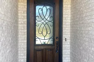 465 Aldred St, Greenville, TX 75401 - Photo 2