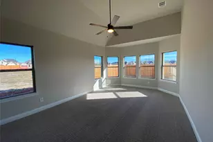 465 Aldred St, Greenville, TX 75401 - Photo 18