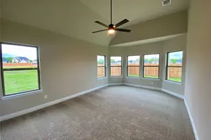 465 Aldred St, Greenville, TX 75401 - Photo 16