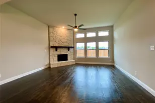 465 Aldred St, Greenville, TX 75401 - Photo 14