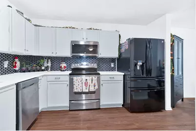 5722 Firethorn Drive, Dallas, TX 75249 - Photo 2