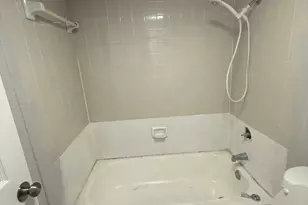 6050 Melody Ln, Dallas, TX 75231 - Photo 8