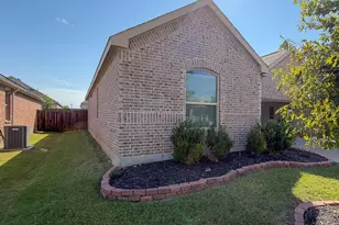 309 Hackberry St, Princeton, TX 75407 - Photo 4