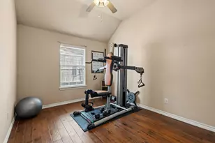 632 Delores Dr, Grand Prairie, TX 75052 - Photo 18
