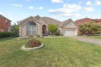 632 Delores Drive, Grand Prairie, TX 75052 - Photo 2