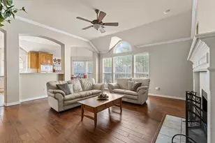 632 Delores Dr, Grand Prairie, TX 75052 - Photo 10