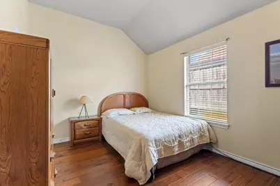 632 Delores Drive, Grand Prairie, TX 75052 - Photo 20