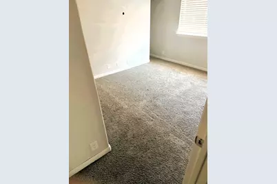 505 Bermuda Avenue, Lancaster, TX 75146 - Photo 6