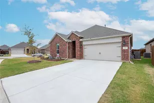 11203 Hawks Lndg Dr, Aubrey, TX 76227 - Photo 1