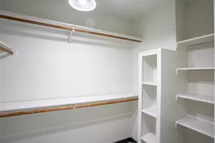 2044 Hillshire Dr, Lewisville, TX 75067 - Photo 32