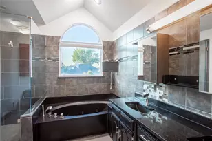 2044 Hillshire Dr, Lewisville, TX 75067 - Photo 30