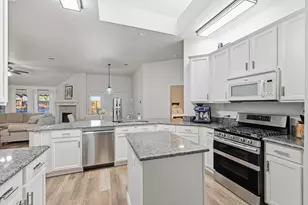 6509 Maple Dr, The Colony, TX 75056 - Photo 12