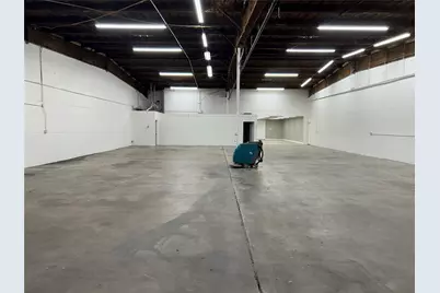 2821 W Division Street, Arlington, TX 76012 - Photo 2