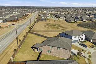 804 Saratoga Rd, Aubrey, TX 76227 - Photo 36