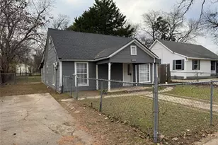 1009 S Morris St, Gainesville, TX 76240 - Photo 4