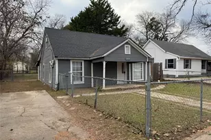 1009 S Morris St, Gainesville, TX 76240 - Photo 2