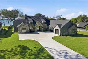 1194 The Shores Dr, Corsicana, TX 75109 - Photo 2