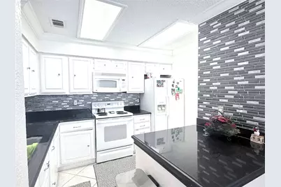 1108 Harwell Drive #1714, Arlington, TX 76011 - Photo 4