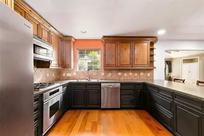 6728 Victoria Avenue, North Richland Hills, TX 76180 - Photo 6