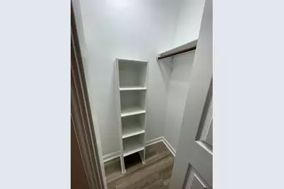 110 Crockett Street #B, Valley View, TX 76272 - Photo 4