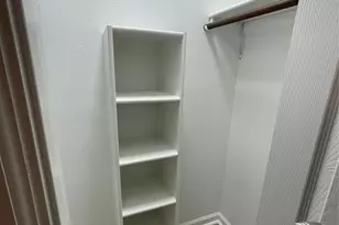 110 Crockett St, Valley View, TX 76272 - Photo 4