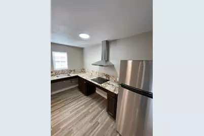 110 Crockett Street #B, Valley View, TX 76272 - Photo 12