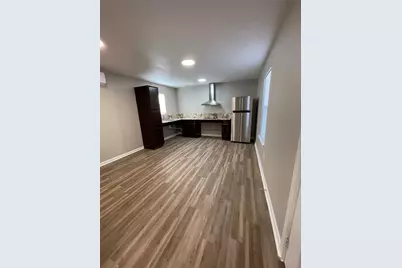 110 Crockett Street #B, Valley View, TX 76272 - Photo 8