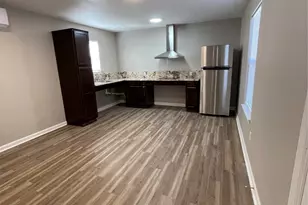 110 Crockett St, Valley View, TX 76272 - Photo 8