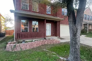 10617 Highland Ridge Rd, Fort Worth, TX 76108 - Photo 2