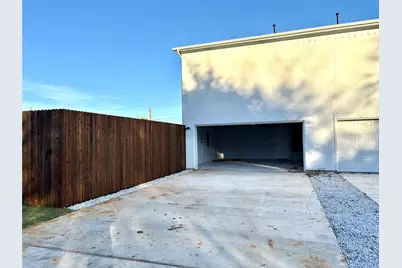 402 Sunset Lane, Fort Worth, TX 76114 - Photo 14