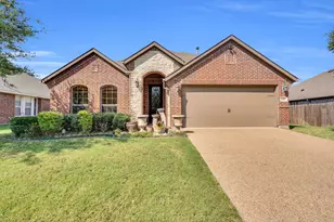 105 Manor Ln, Waxahachie, TX 75165 - Photo 1