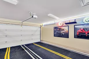 105 Manor Ln, Waxahachie, TX 75165 - Photo 10