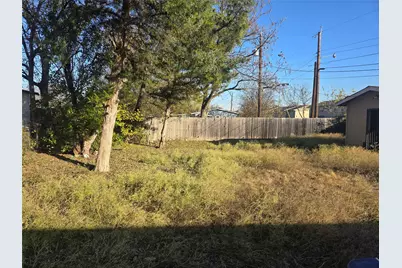 311 Southwood Drive, Garland, TX 75040 - Photo 2