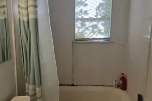 311 Southwood Dr, Garland, TX 75040 - Photo 4