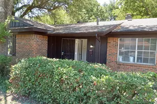 4528 Moorview Ave, Fort Worth, TX 76119 - Photo 12