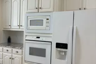 5357 Gatesworth Ln, Dallas, TX 75287 - Photo 10