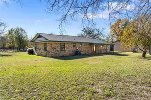 160 Co Rd 2202, Greenville, TX 75402 - Photo 34