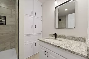 647 Evelyn Ln, Burleson, TX 76028 - Photo 22