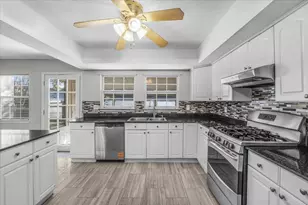 3102 Oak Hill Rd, Carrollton, TX 75007 - Photo 14