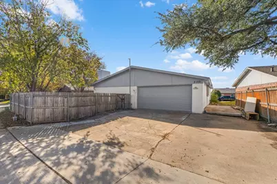 3102 Oak Hill Road, Carrollton, TX 75007 - Photo 28